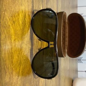 Gucci Aviator Sunglasses